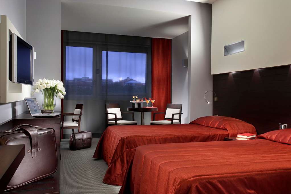 Ih Hotels Pomezia Selene Room photo
